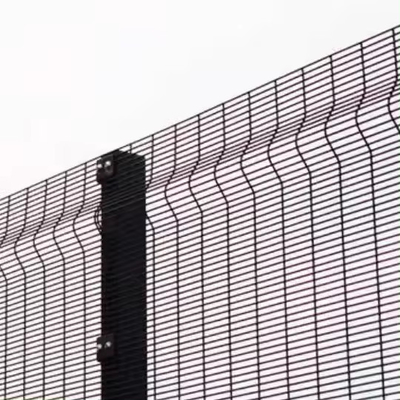 1800mm Höhe Galvanisierter Anti-Kletterzaun Hochsicherheitswand Spikes auf der Wand