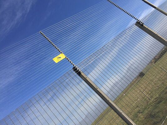 Ganzjahres-Elektrosicherheitszaun mit geringem Wartungsaufwand und Korrosionsschutz